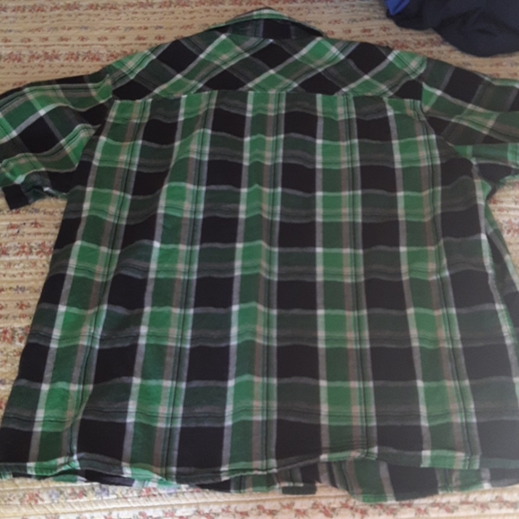 Casual button down shirt - Picture 2 of 6